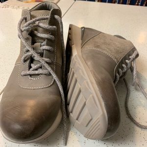 dansko ginny boot